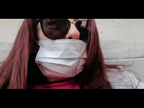 ❤️ Nicoletta hefnir sín á nágranna sínum og pissar í bílskúrinn hans (sérstök Covid19 ítalsk sóttkví) Klámmyndband á is.porngifmag-com.ru